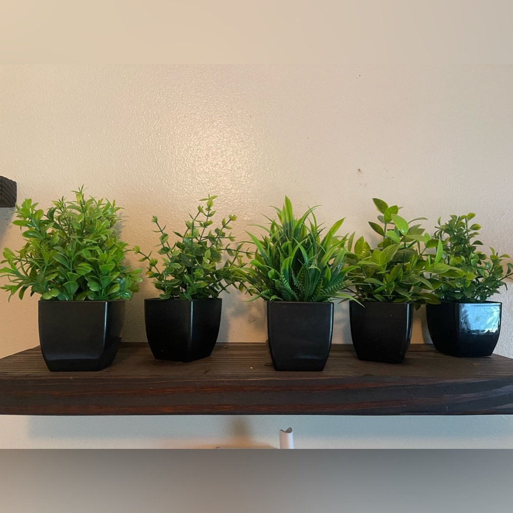 Bundle of fake plants